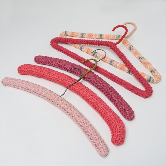 Vintage 60s Pink Crochet "Non Slip" Decorative Clothes Hangers - Picture 1 of 8